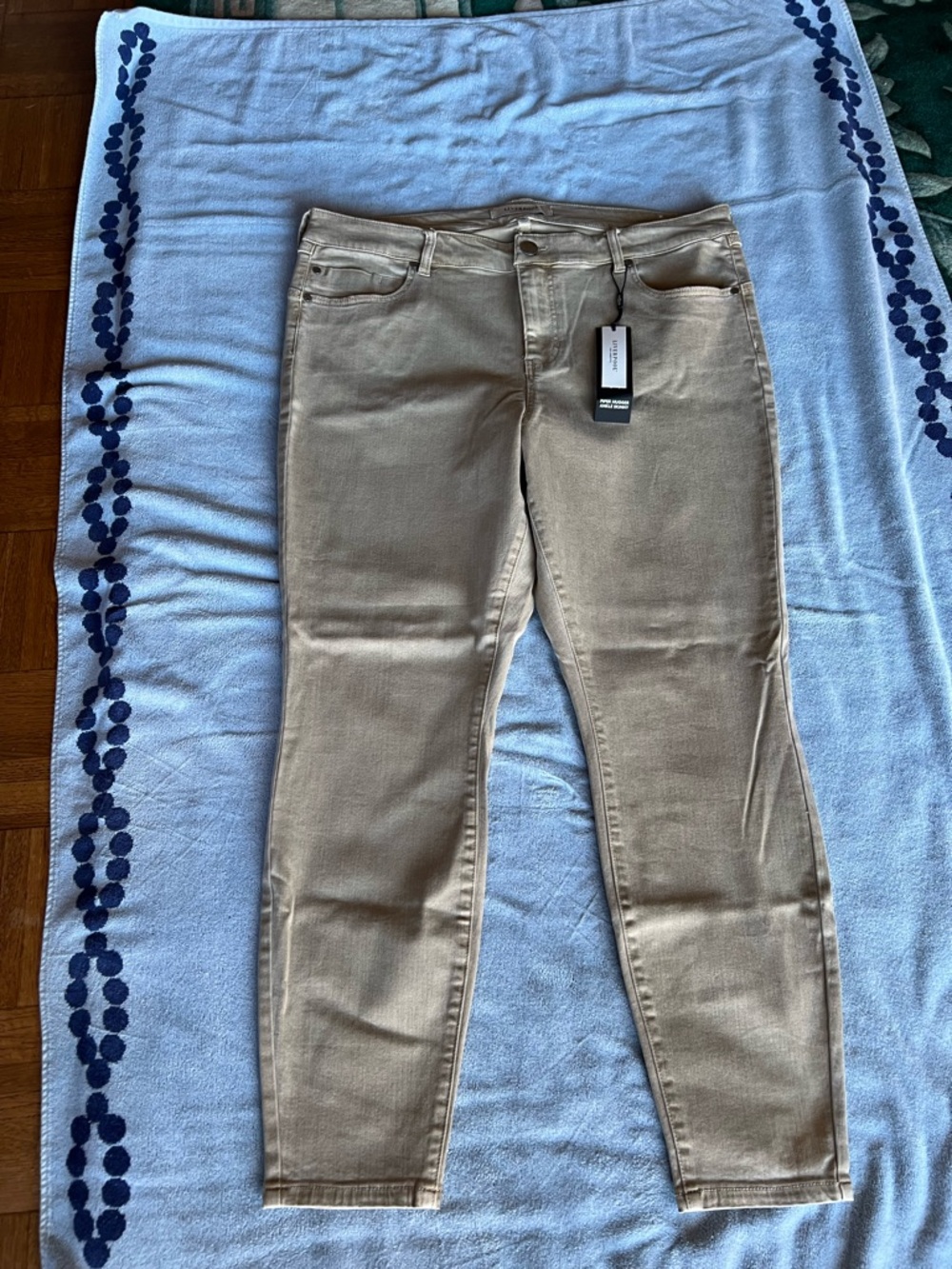 Liverpool Jeans Company Slim Skinny Jeans in Khaki